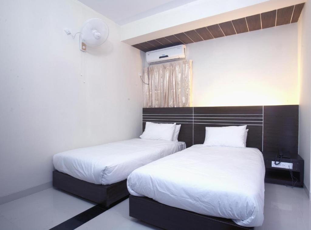 Hotel Holy Gate Sylhet Esterno foto