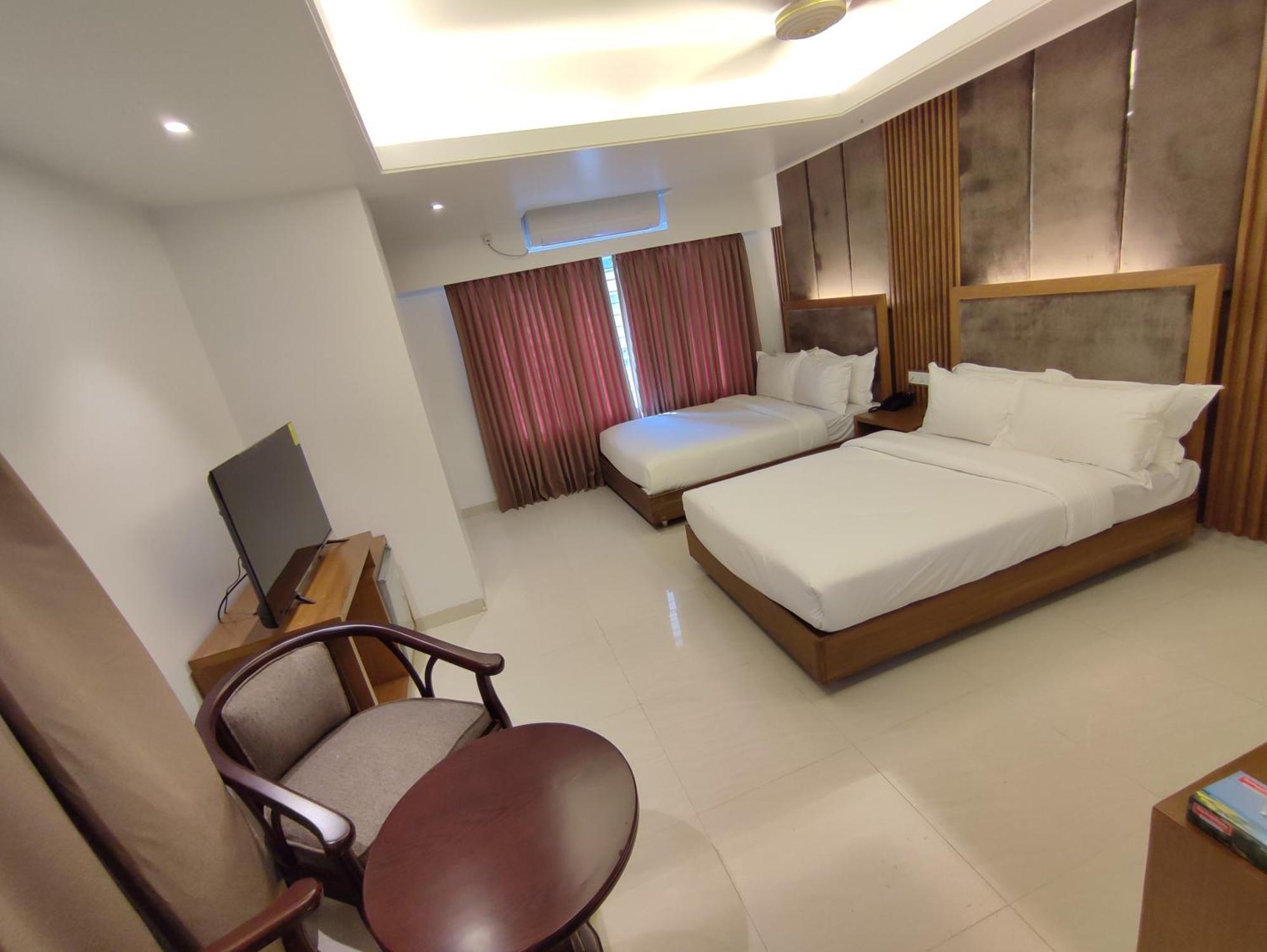 Hotel Holy Gate Sylhet Esterno foto