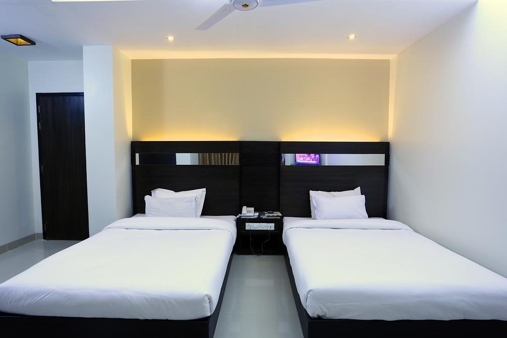 Hotel Holy Gate Sylhet Esterno foto