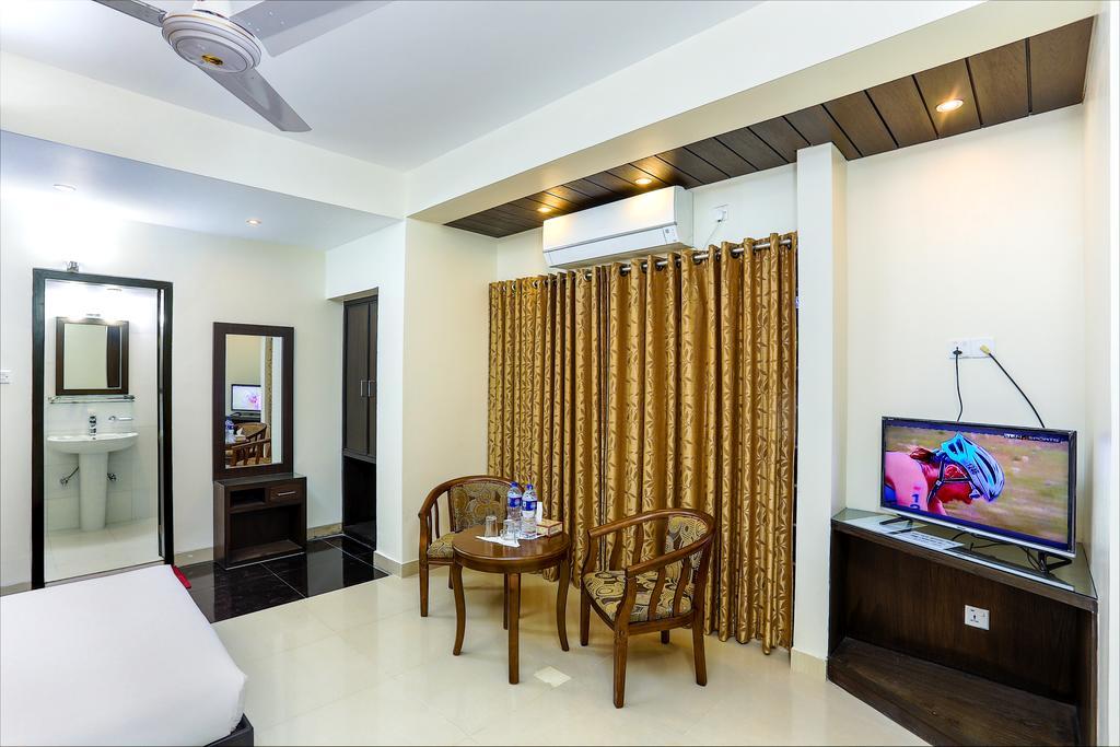 Hotel Holy Gate Sylhet Esterno foto