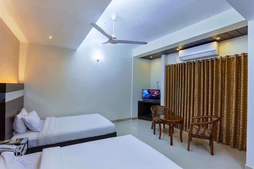 Hotel Holy Gate Sylhet Esterno foto